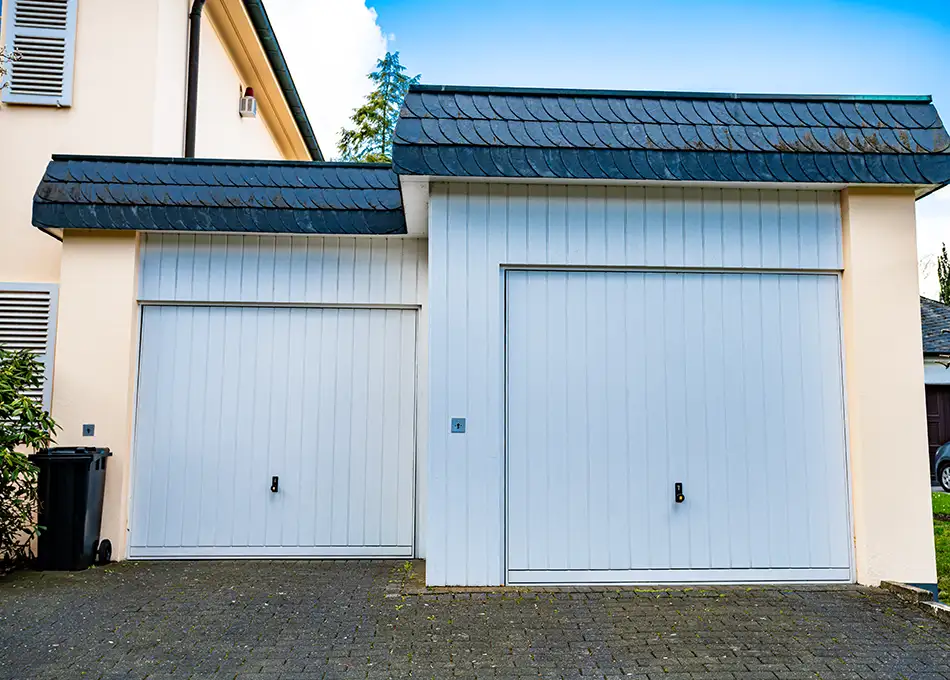 Professionelle Entrümpelung von Garagen durch HomeHive in Lüdingworth – für gepflegte Wohnimmobilien.